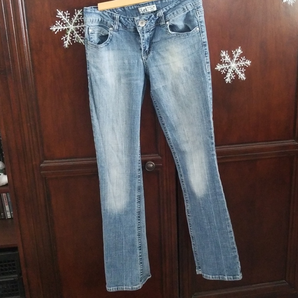 L.e.i. Boot cut Jeans